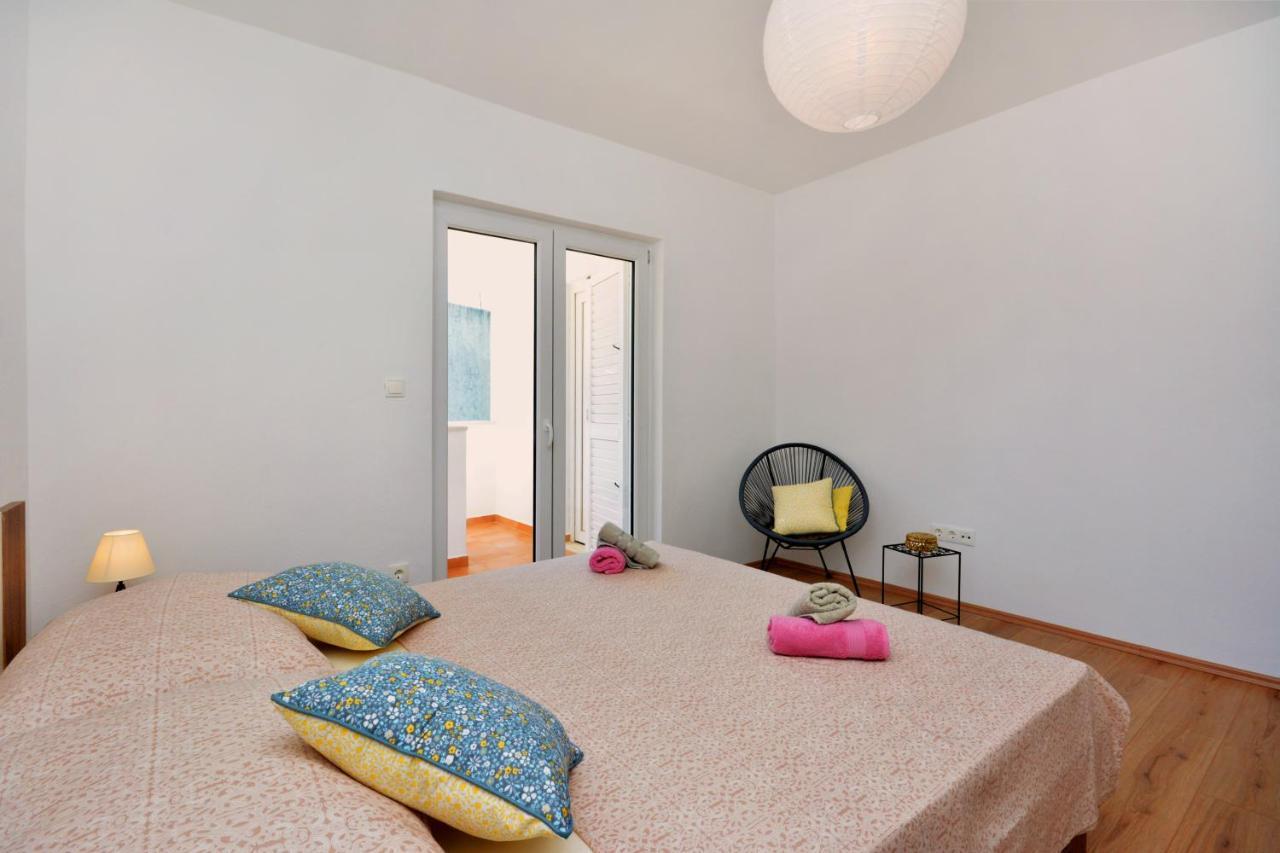 Apartment Wild Rose Podstrana Exterior foto