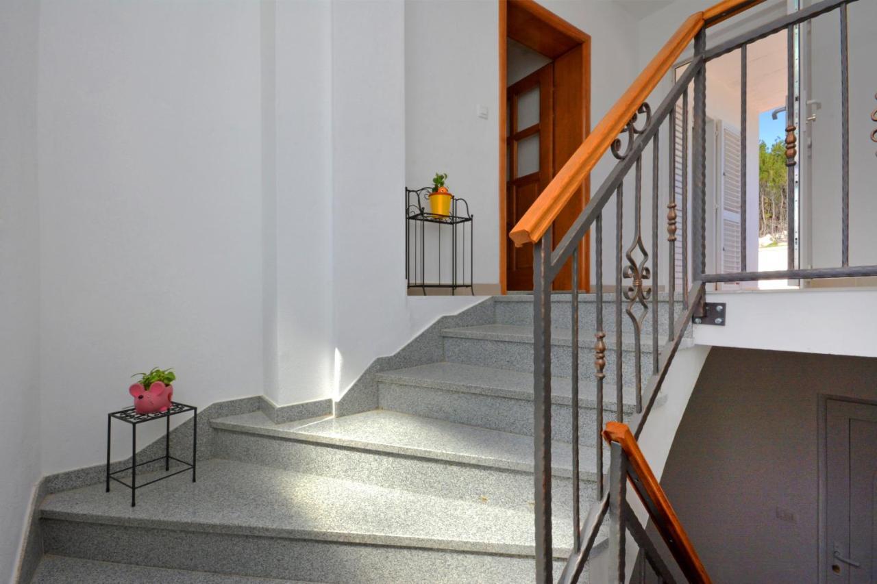 Apartment Wild Rose Podstrana Exterior foto