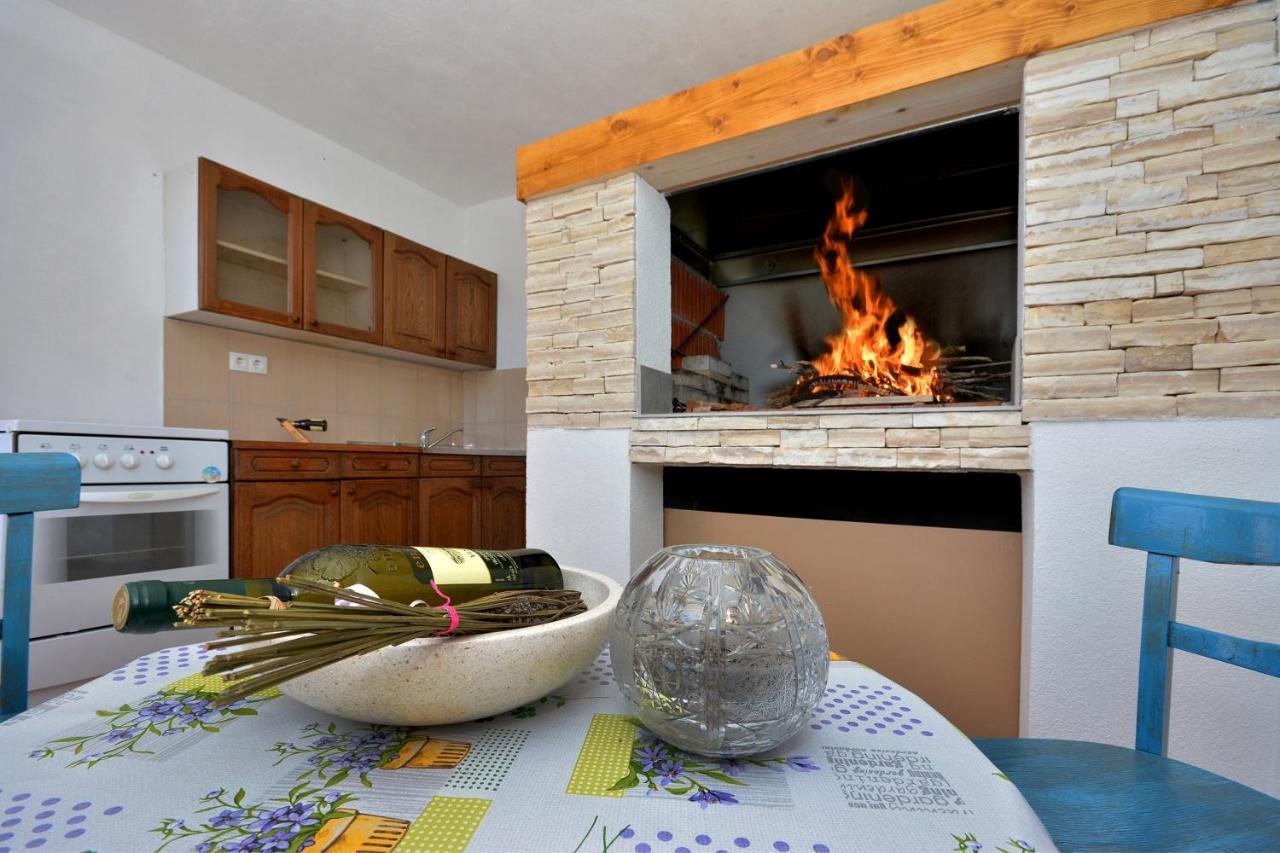 Apartment Wild Rose Podstrana Exterior foto